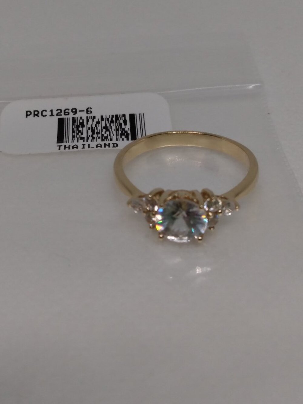 solid 10k yellow gold, earth mined white zircon ring, size 6, jtv